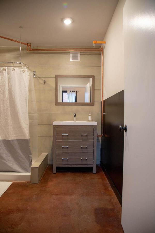 Eco Friendly Loft In Center City, Contactless Check In - Hive Room Philadelphia Eksteriør bilde